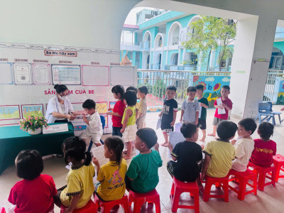 Khám sức khoẻ mở rộng miễn phí cho trẻ tại Trường Mầm non Thới Hoà