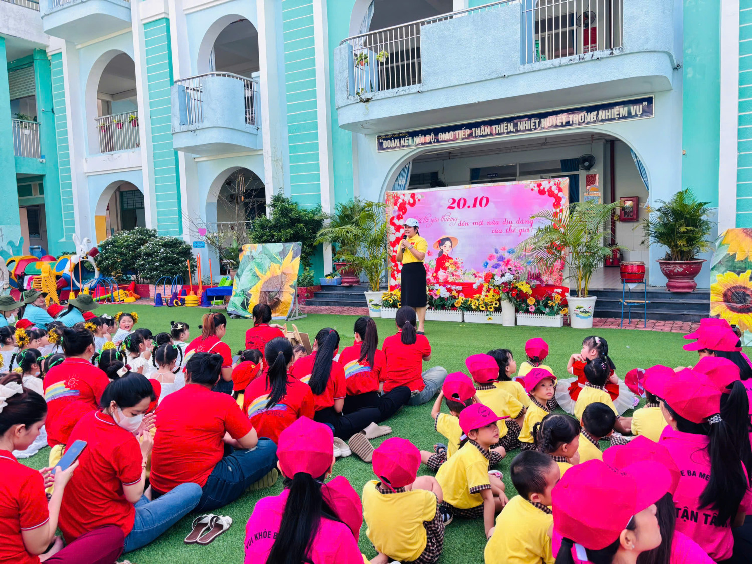 Chương trình “Gửi lời yêu thương” Chào mừng Ngày Phụ nữ Việt Nam