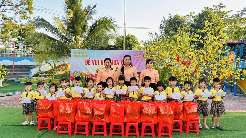 Hoạt động thiện nguyện đầy ý nghĩa mừng xuân Bính Ngọ