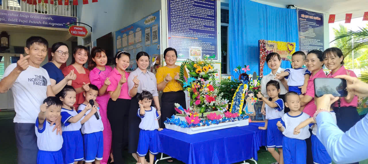 1375251186337421967 (3)